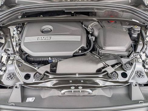 New 2026 BMW X1 xDrive28i w/ Technology Package AWD/4WD image 18