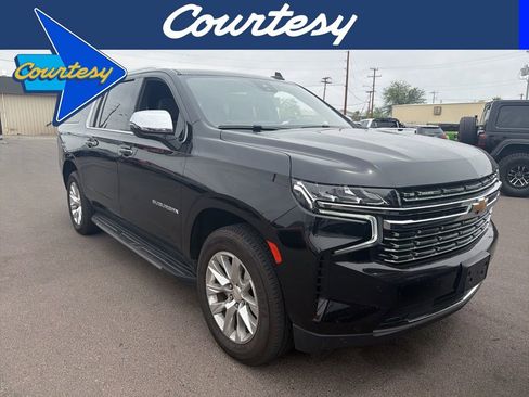 Used 2024 Chevrolet Suburban Premier RWD image 1