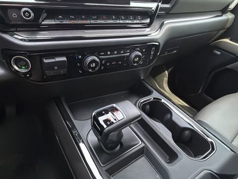 Used 2024 Chevrolet Silverado 1500 ZR2 w/ Technology Package image 14