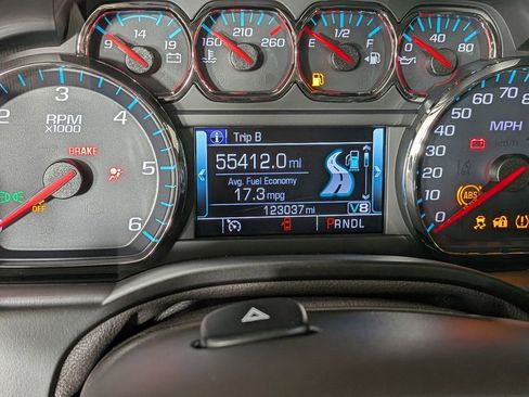 Used 2019 GMC Yukon XL SLT w/ Open Road Package image 23