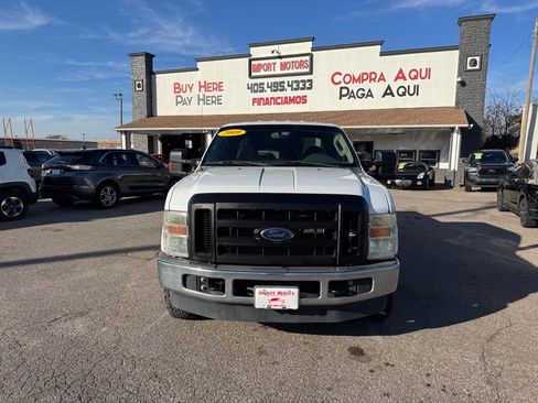 Used 2009 Ford F350 XL image 2