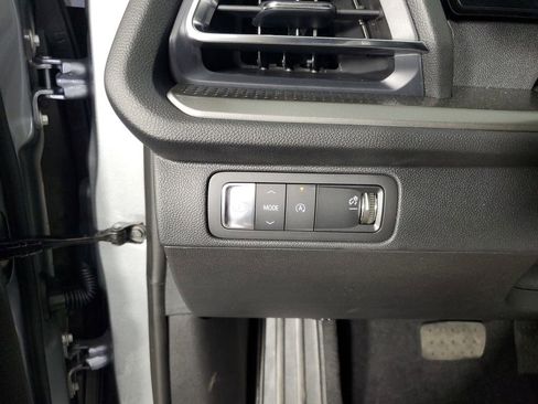 New 2026 Chevrolet Traverse LT w/ LPO, Floor Liner Package FWD image 26