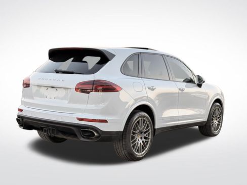 Used 2018 Porsche Cayenne image 6