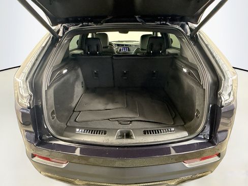 Used 2022 Cadillac XT4 Sport w/ Enhanced Visibility Package image 35