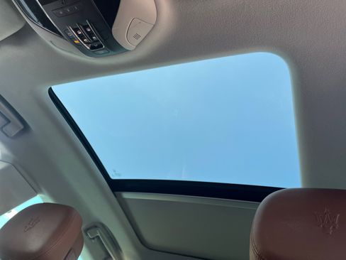 Used 2017 Maserati Levante w/ Sport Package image 30