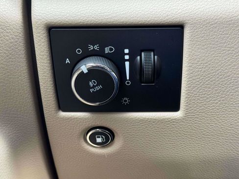 Used 2022 Jeep Grand Cherokee Laredo E w/ Security & Convenience Group image 18