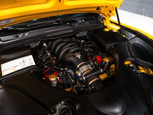 Used 2012 Maserati GranTurismo MC RWD image 30