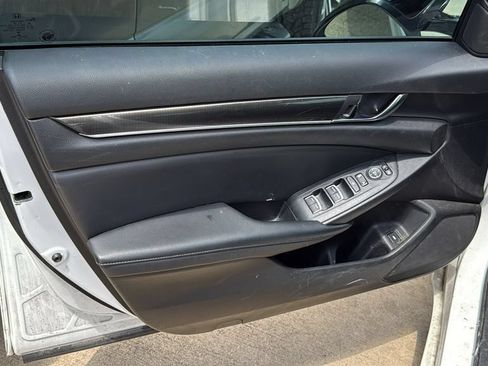 Used 2022 Honda Accord Sport image 6