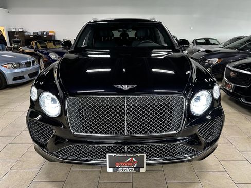 Used 2021 Bentley Bentayga AWD/4WD image 10