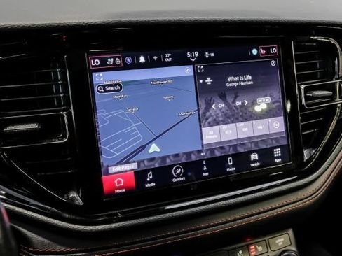 Used 2024 Dodge Durango GT RWD image 31