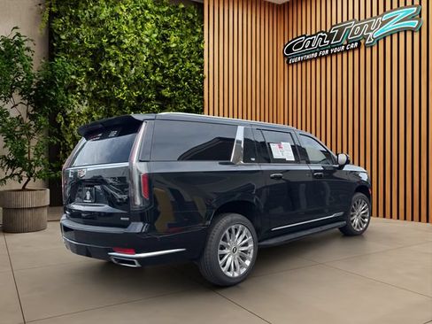 Used 2023 Cadillac Escalade ESV Premium Luxury AWD/4WD image 36
