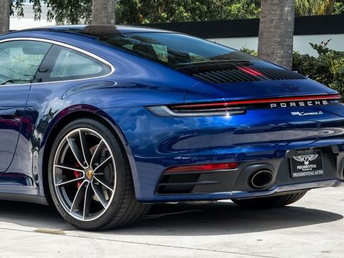 Used 2022 Porsche 911 Carrera S RWD image 4