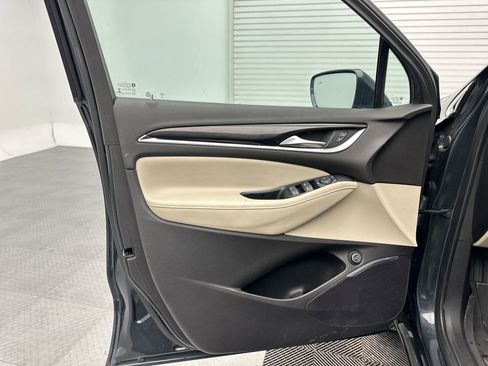 Used 2019 Buick Enclave Essence image 22