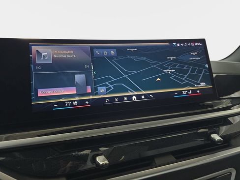 Used 2025 BMW X5 xDrive40i w/ M Sport Package AWD/4WD image 23
