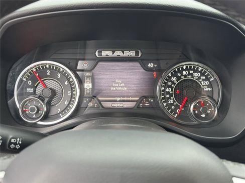 Used 2025 RAM 1500 Big Horn image 28