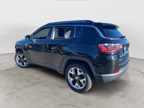 Used 2018 Jeep Compass Limited image 4