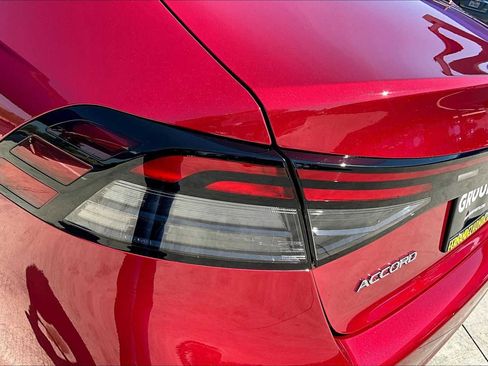 New 2025 Honda Accord SE image 14