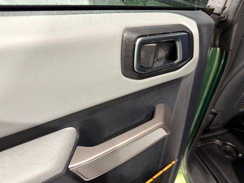 Used 2023 Ford Bronco Badlands w/ Sasquatch Package image 18