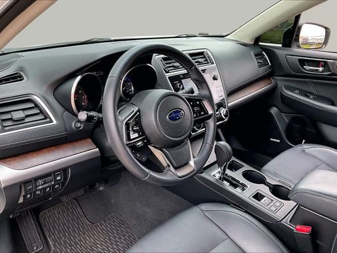 Used 2019 Subaru Outback 2.5i Limited AWD/4WD image 17