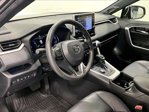 Used 2022 Toyota RAV4 XSE AWD/4WD image 15