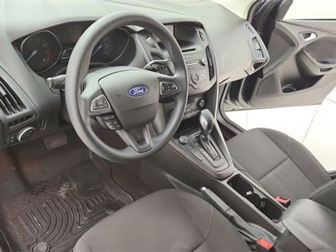 Used 2017 Ford Focus SE image 17