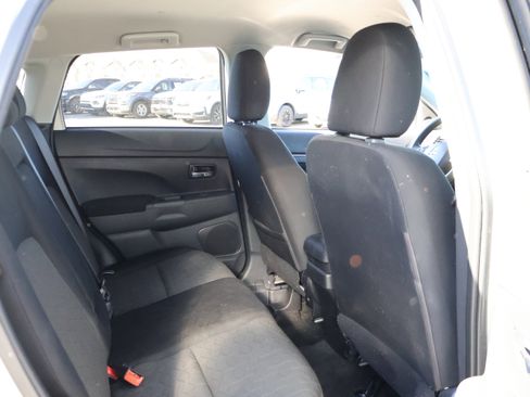 Used 2021 Mitsubishi Outlander Sport LE image 14