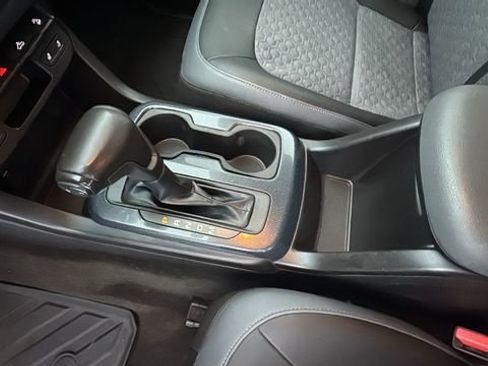 Used 2016 Chevrolet Colorado Z71 image 23