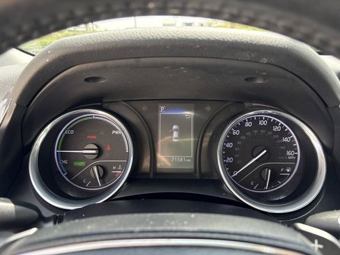 Used 2020 Toyota Camry SE w/ Carpet Mat Package FWD image 24