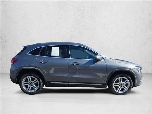 Used 2021 Mercedes-Benz GLA 250 4MATIC image 4