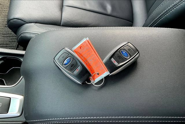 Used 2023 Subaru Ascent Limited AWD/4WD image 35