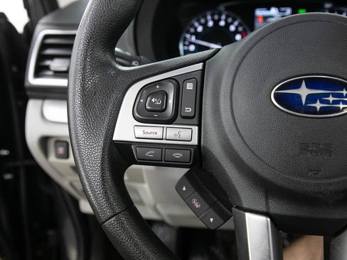 Used 2018 Subaru Forester 2.5i Premium AWD/4WD image 25