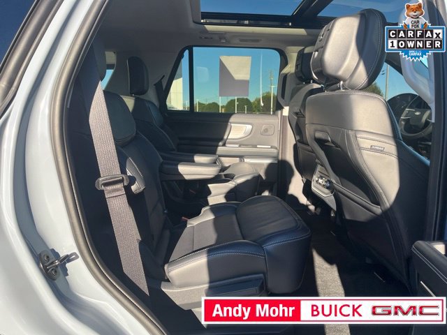 Used 2026 Ford Expedition Platinum w/ Driver's Package AWD/4WD image 48