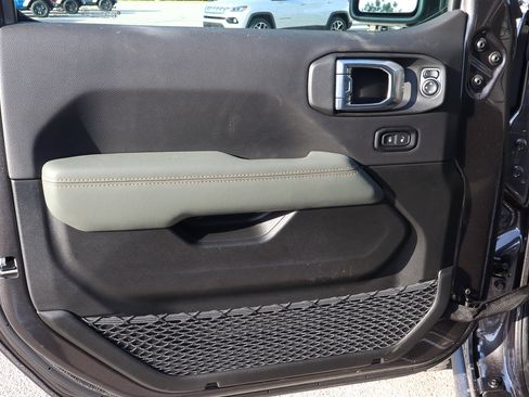 New 2026 Jeep Gladiator Mojave image 11