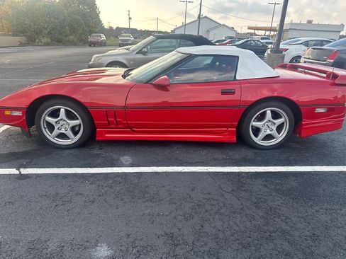 Used 1987 Chevrolet Corvette Convertible image 4