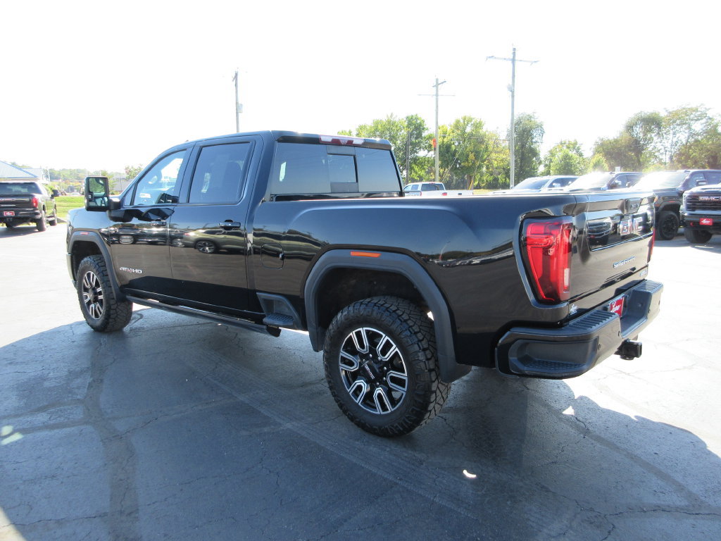 Used 2023 GMC Sierra 2500 AT4 w/ AT4 Premium Plus Package AWD/4WD image 9