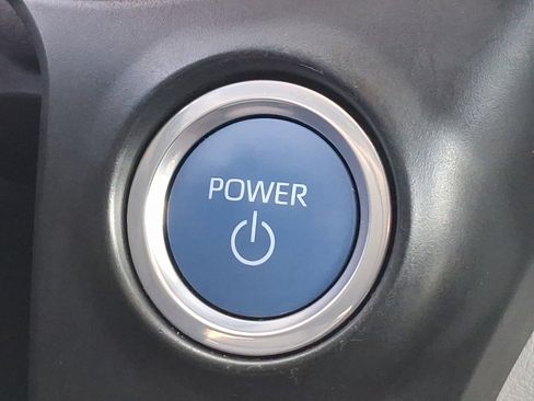 Certified 2022 Toyota Sienna LE image 24