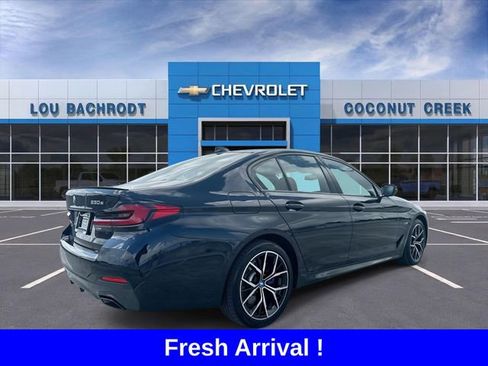 Used 2023 BMW 530e 530e iPerformance w/ M Sport Package image 8