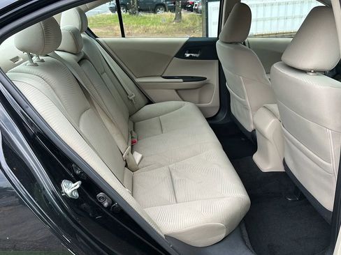 Used 2015 Honda Accord LX image 18