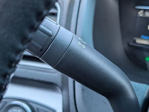 Used 2016 Ford Explorer XLT w/ Equipment Group 202A FWD image 22