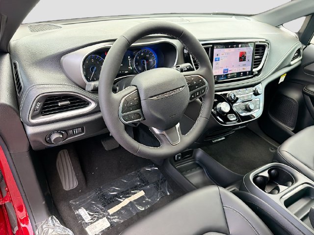 New 2027 Chrysler Pacifica Select FWD image 9