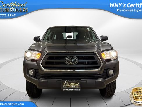 Used 2022 Toyota Tacoma SR5 image 2