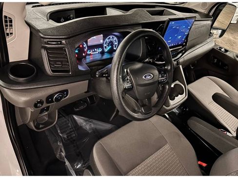 Used 2023 Ford Transit 350 XLT image 20