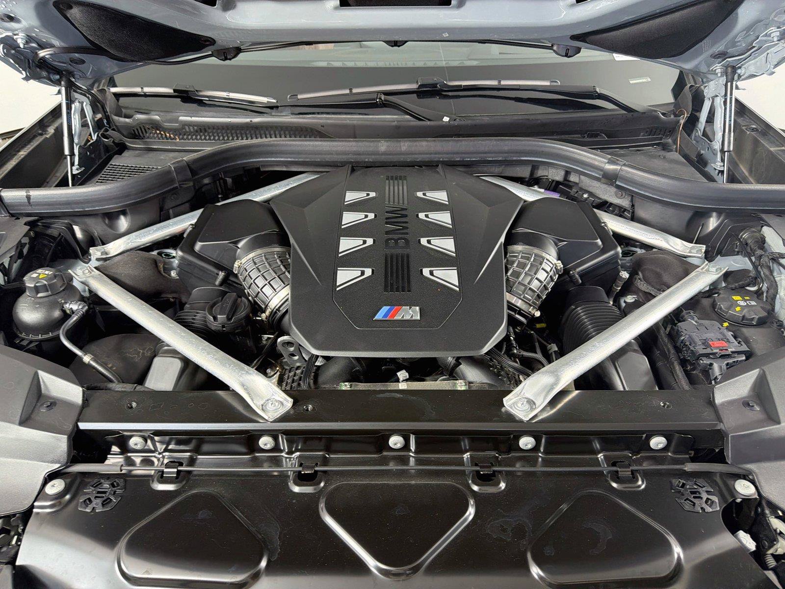 Used 2026 BMW X7 M60i AWD/4WD image 32