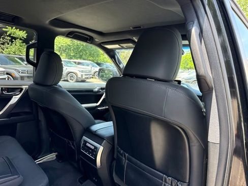 Used 2023 Lexus GX 460 Premium w/ Premium Package AWD/4WD image 32