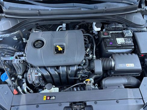 Used 2019 Hyundai Elantra SEL image 27