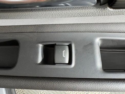 Used 2023 GMC Terrain SLT w/ Infotainment Package II FWD image 48
