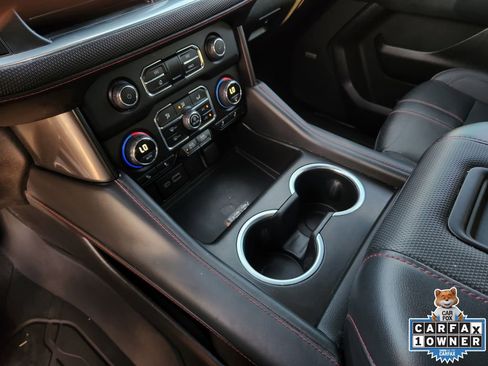 Used 2024 Chevrolet Suburban RST w/ Luxury Package image 25