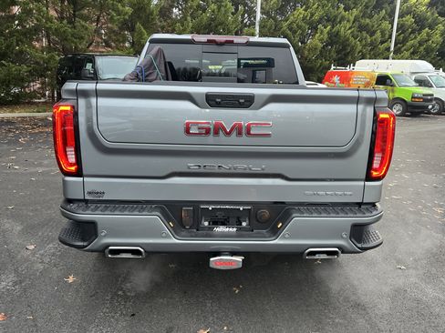 Certified 2025 GMC Sierra 1500 Denali w/ Technology Package image 9