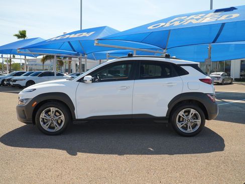 Used 2023 Hyundai Kona SEL image 9