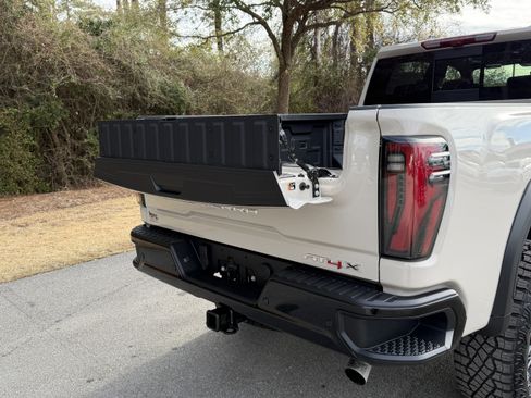 New 2026 GMC Sierra 1500 AT4X image 10